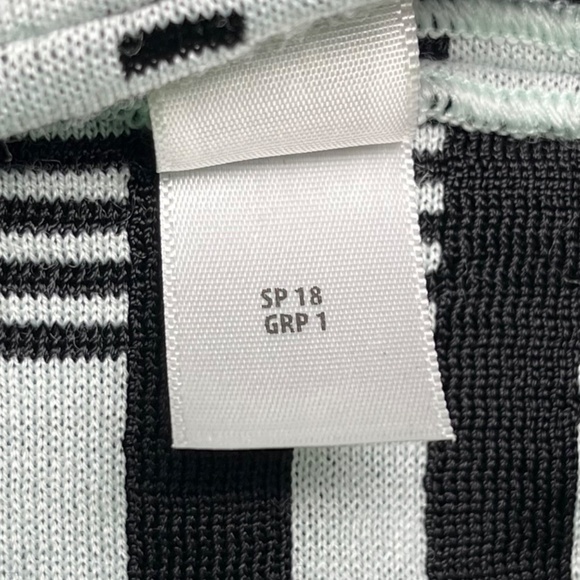 St. John Gray Black Knit Fit & Flare Dress Rayon Wool Printed Boat Neck size 12 - Picture 10 of 11